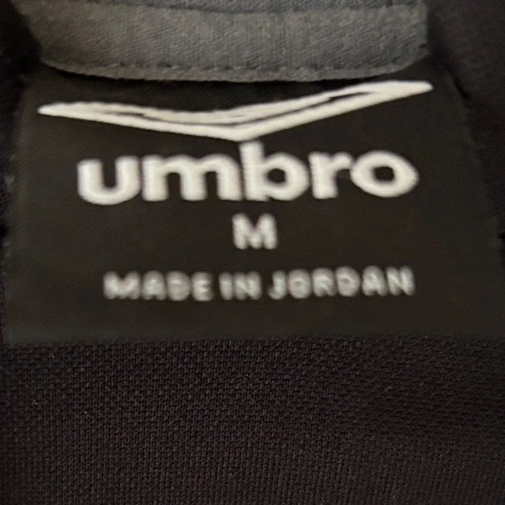Umbro‎ Kids USA Soccer Hoodie Black United States 10 Graphic Sweatshirt Medium